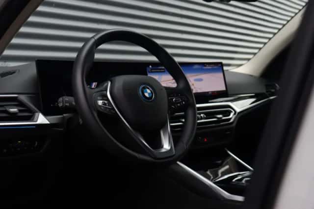 BMW 3-Serie (2023) thumbnail 13