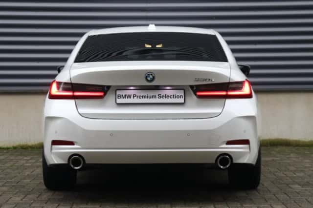BMW 3-Serie (2023) thumbnail 4