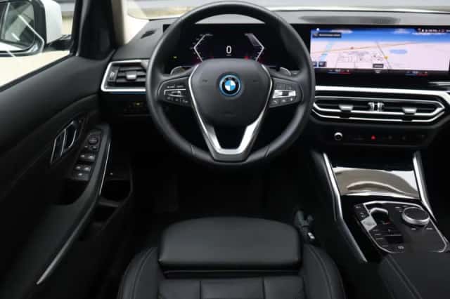 BMW 3-Serie (2023) thumbnail 9