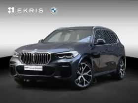 BMW X5 (2021)