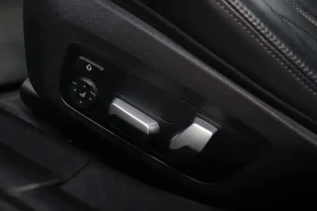 BMW M3 (2021) thumbnail 16