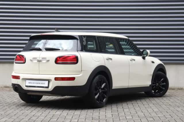 MINI Clubman (2022) thumbnail 2