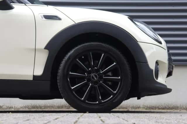 MINI Clubman (2022) thumbnail 6