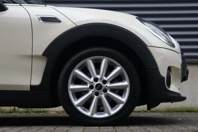 MINI Clubman (2022) thumbnail 6