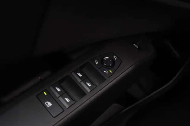 BMW X3 (2025) thumbnail 18