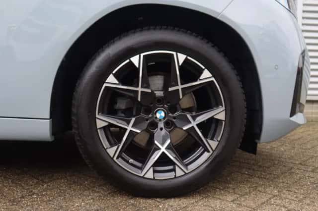 BMW X3 (2025) thumbnail 6
