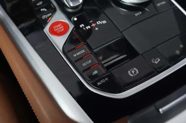 BMW X5 (2020) thumbnail 25