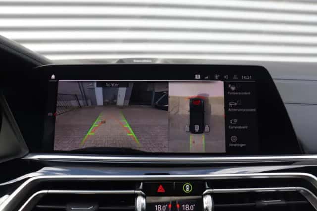 BMW X5 (2020) thumbnail 38