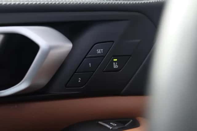 BMW X5 (2020) thumbnail 43
