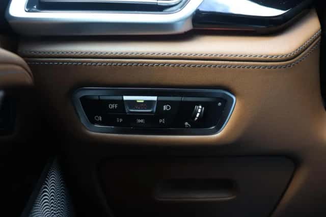 BMW X5 (2020) thumbnail 44