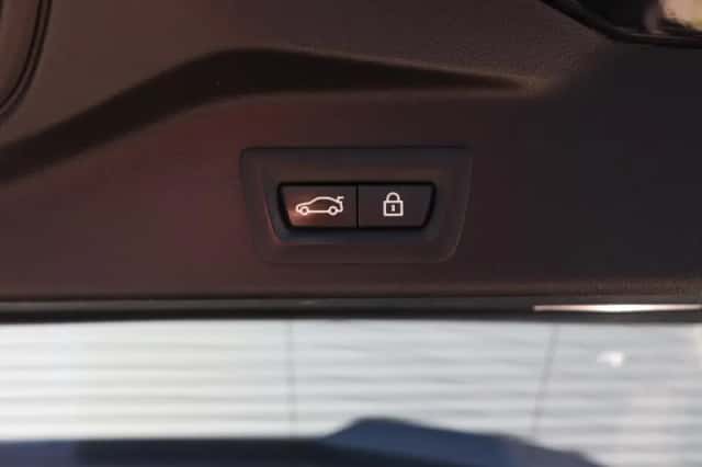 BMW X5 (2020) thumbnail 8