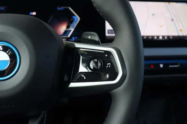BMW X3 (2026) thumbnail 23