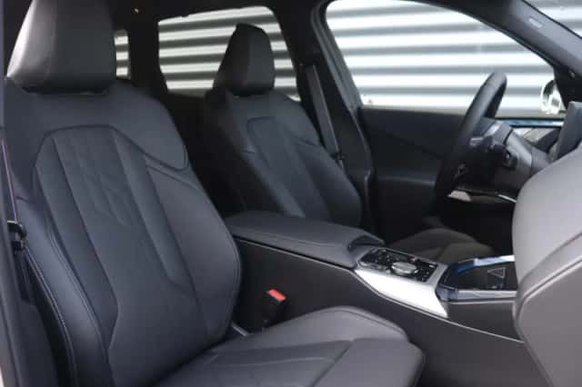 BMW X3 (2026) thumbnail 8