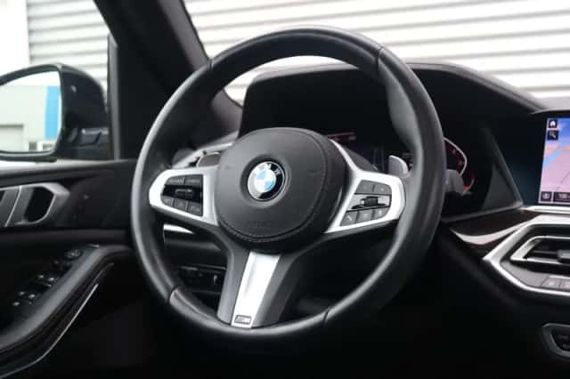 BMW X5 (2019) thumbnail 18