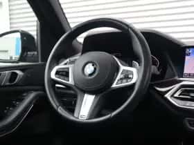 BMW X5 (2019) thumbnail 18