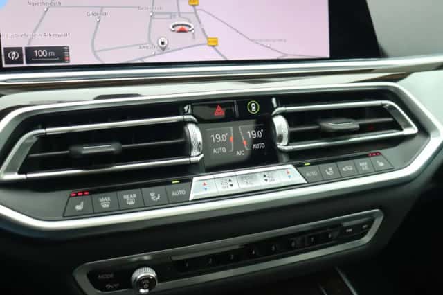 BMW X5 (2019) thumbnail 21
