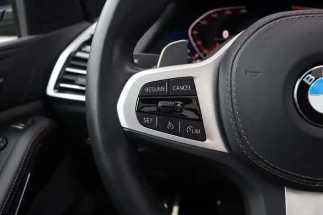 BMW X5 (2019) thumbnail 27