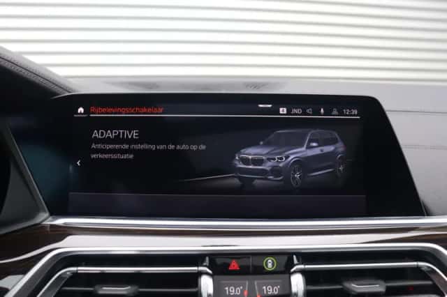 BMW X5 (2019) thumbnail 31