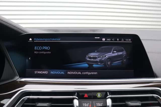 BMW X5 (2019) thumbnail 32