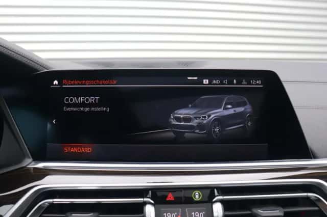 BMW X5 (2019) thumbnail 33