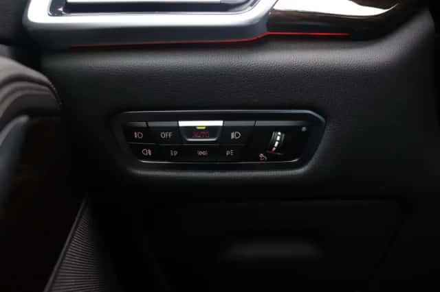 BMW X5 (2019) thumbnail 37