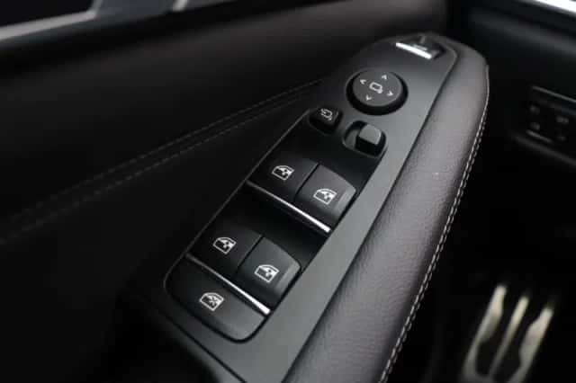 BMW X5 (2019) thumbnail 38