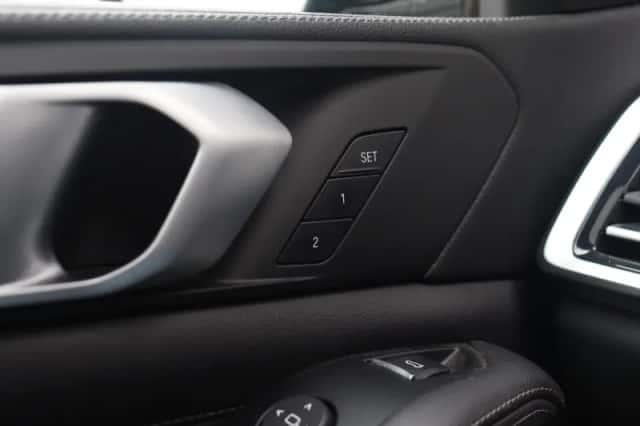 BMW X5 (2019) thumbnail 39