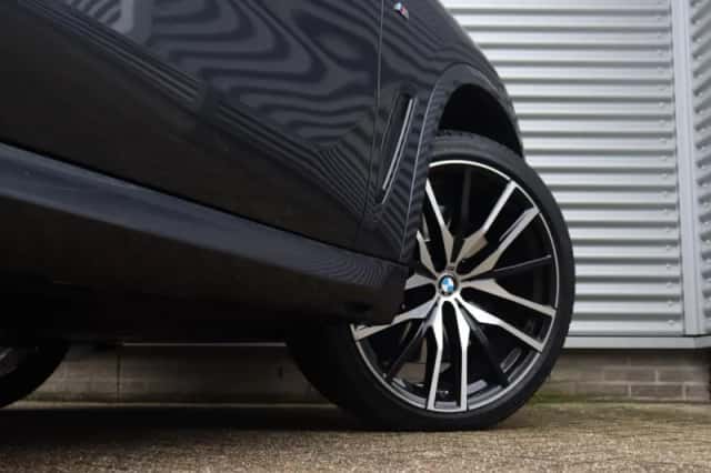BMW X5 (2019) thumbnail 7