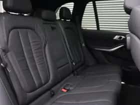 BMW X5 (2019) thumbnail 10