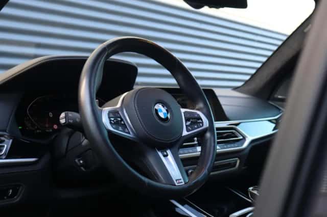 BMW X7 (2021) thumbnail 18