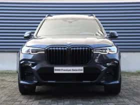 BMW X7 (2021) thumbnail 3