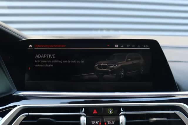 BMW X7 (2021) thumbnail 32