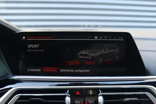 BMW X7 (2021) thumbnail 35