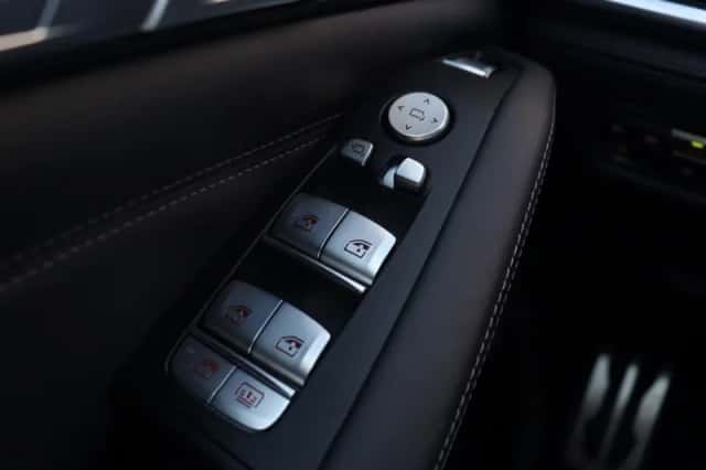 BMW X7 (2021) thumbnail 39