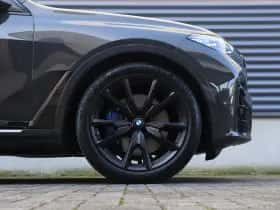 BMW X7 (2021) thumbnail 6