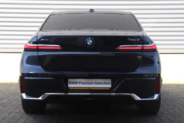 BMW 7-Serie (2025) thumbnail 4