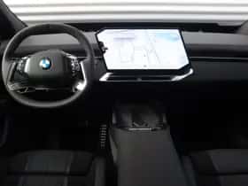 BMW iX3 (2026) thumbnail 12