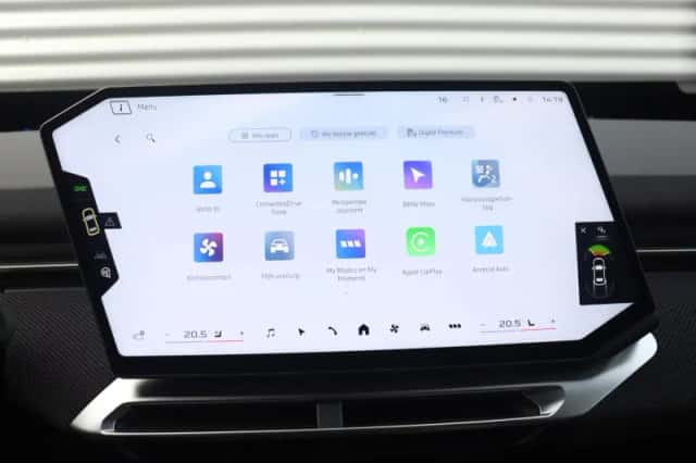 BMW iX3 (2026) thumbnail 30