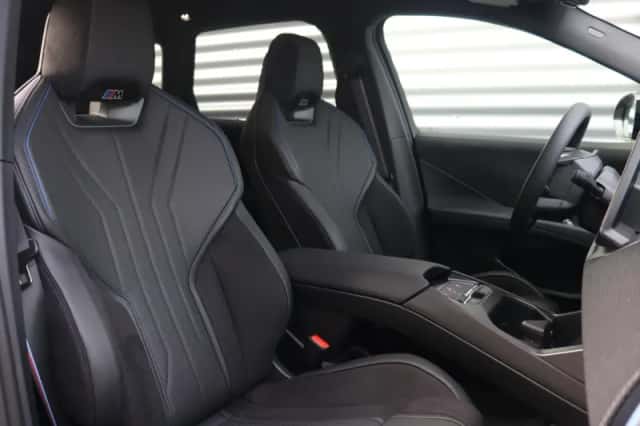 BMW iX3 (2026) thumbnail 8