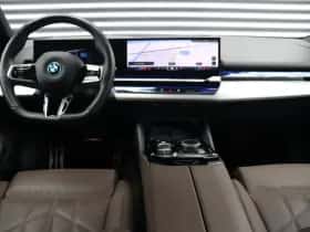 BMW i5 (2025) thumbnail 11