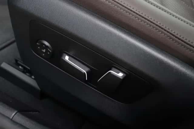 BMW i5 (2025) thumbnail 17