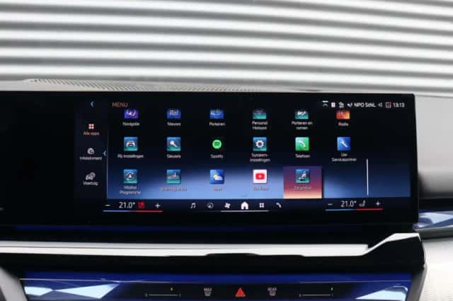 BMW i5 (2025) thumbnail 27