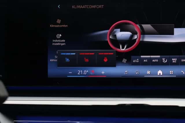 BMW i5 (2025) thumbnail 31