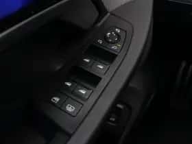 BMW i5 (2025) thumbnail 35