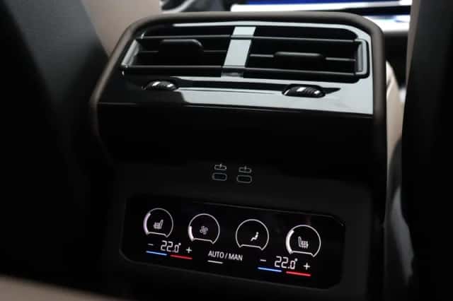 BMW i5 (2025) thumbnail 38