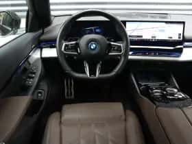 BMW i5 (2025) thumbnail 9
