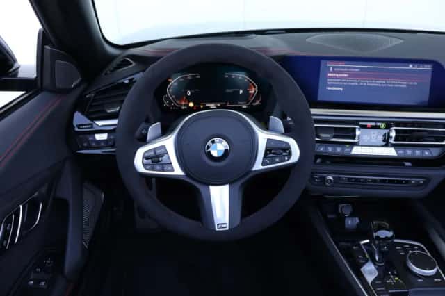 BMW Z4 (2026) thumbnail 14