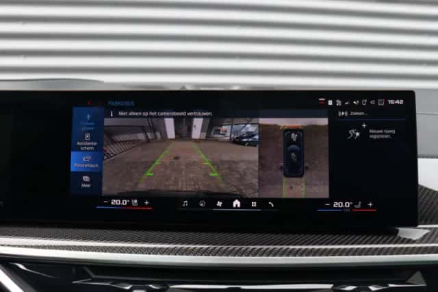 BMW X5 (2025) thumbnail 36