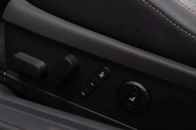 MINI Cooper (2024) thumbnail 15