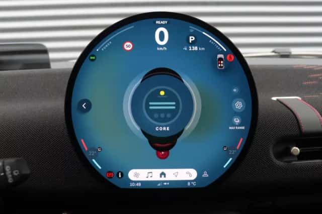 MINI Cooper (2024) thumbnail 23